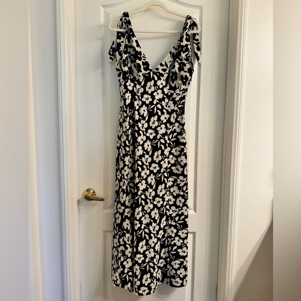 Verge Girl Black and White Floral Maxi Dress